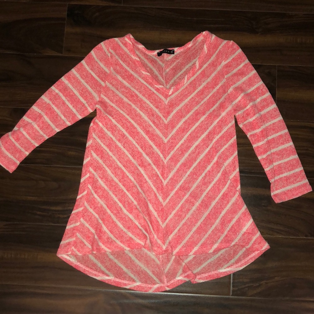 Knit Neon Coral Sweater! 🤗